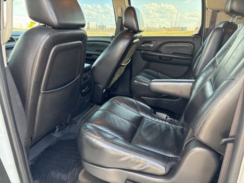 Used 2008 GMC Yukon XL Denali image 9
