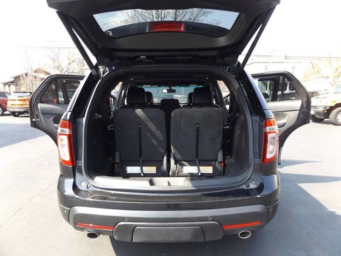 Used 2013 Ford Explorer XLT image 31