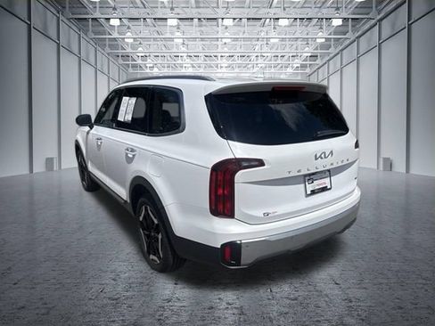 Used 2024 Kia Telluride S w/ S Sunroof Package AWD/4WD image 3