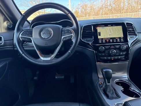 Used 2022 Jeep Grand Cherokee Limited w/ Tech Group image 24