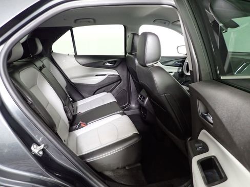 Used 2018 Chevrolet Equinox Premier image 34