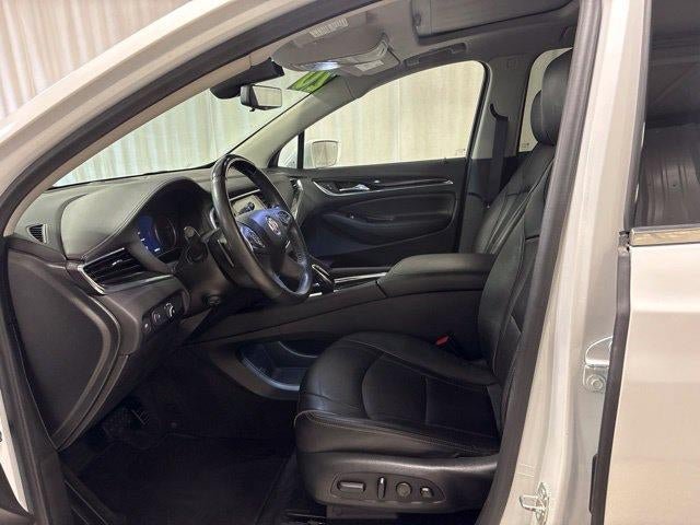 Used 2020 Buick Enclave Avenir w/ Avenir Technology Package AWD/4WD image 14