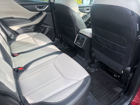 Certified 2024 Subaru Forester Limited image 24