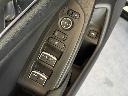 Used 2022 Honda Accord Sport image 29