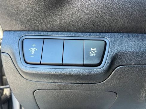 Certified 2024 Kia Forte LXS FWD image 10