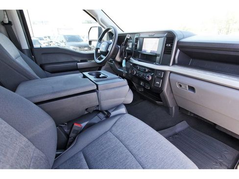 Certified 2025 Ford F250 XL w/ STX Appearance Package AWD/4WD image 27