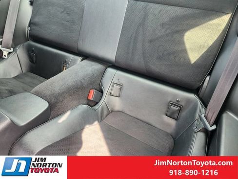 Used 2025 Toyota GR86 Premium w/ ALL Weather Mat Package (TMS) RWD image 29