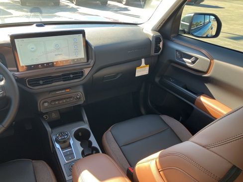 New 2025 Ford Bronco Sport Outer Banks image 21