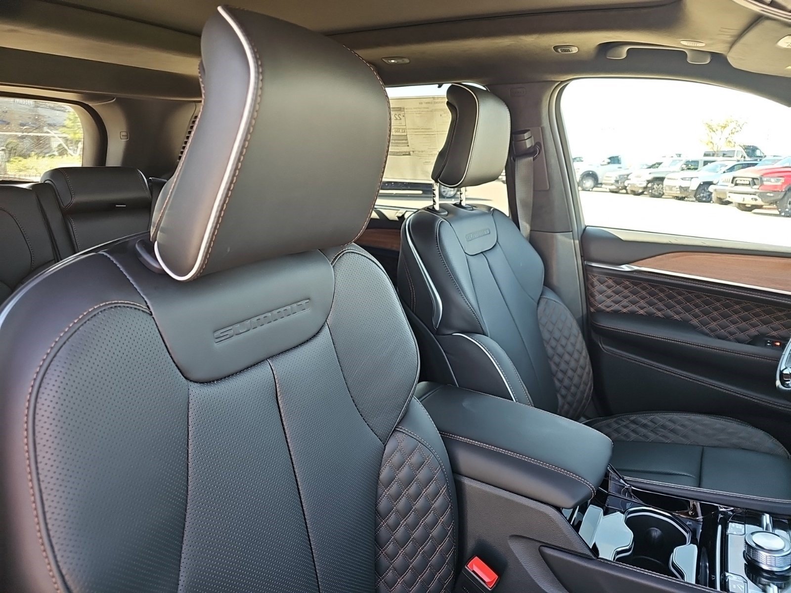 New 2027 Jeep Grand Cherokee Summit AWD/4WD image 11