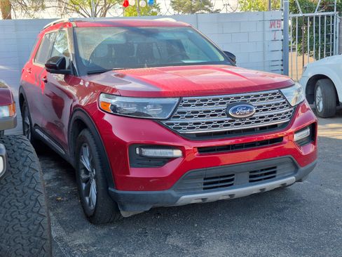 Used 2021 Ford Explorer Limited w/ Equipment Group 301A RWD image 13