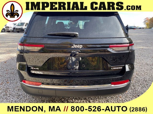 New 2027 Jeep Grand Cherokee Laredo X AWD/4WD image 10