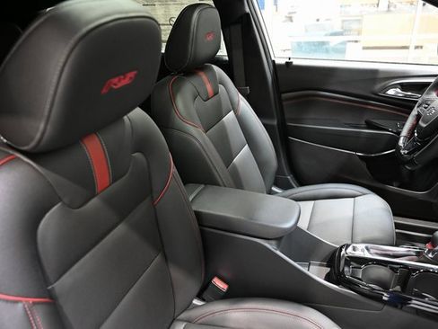 New 2026 Chevrolet Trax RS w/ Sunroof Package image 8