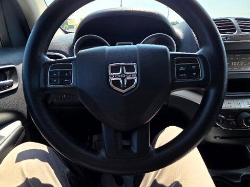 Used 2013 Dodge Journey SXT w/ Flexible Seating Group image 17