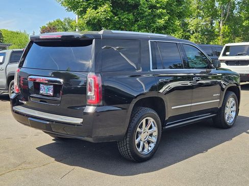Used 2017 GMC Yukon Denali w/ Open Road Package AWD/4WD image 7