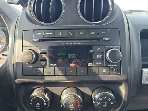 Used 2016 Jeep Compass Sport w/ Power Value Group FWD image 21