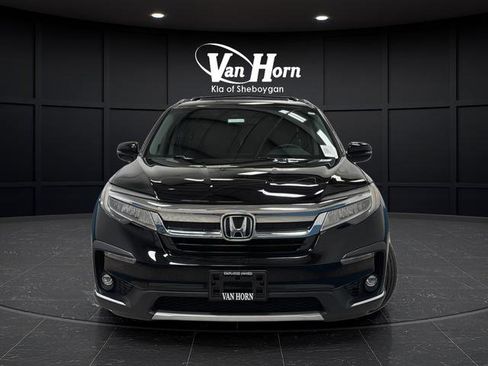 Used 2020 Honda Pilot Touring image 2