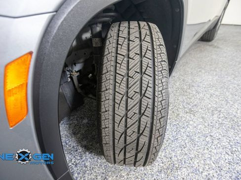 Used 2023 Chevrolet Traverse LT w/ LPO, Floor Liner Package AWD/4WD image 49
