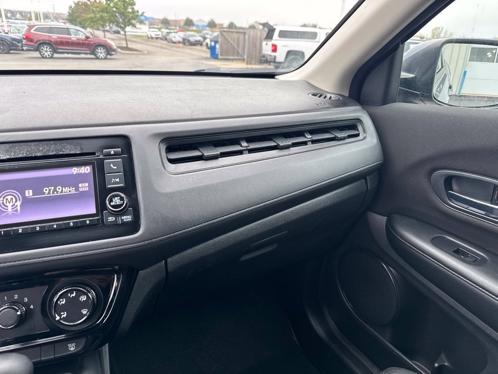 Certified 2018 Honda HR-V LX image 23
