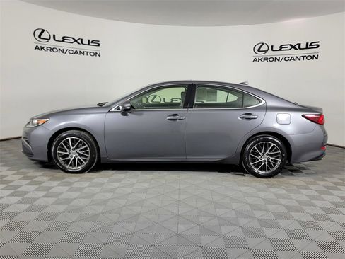 Used 2016 Lexus ES 350 w/ Premium Package w/Wood Trim image 10