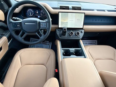 New 2026 Land Rover Defender 110 X-Dynamic SE AWD/4WD image 16