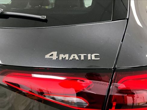 Used 2026 Mercedes-Benz GLC 300 4MATIC image 9