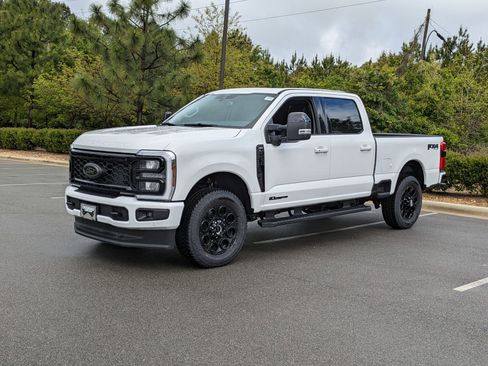 New 2025 Ford F250 Lariat w/ Lariat Ultimate Package image 8