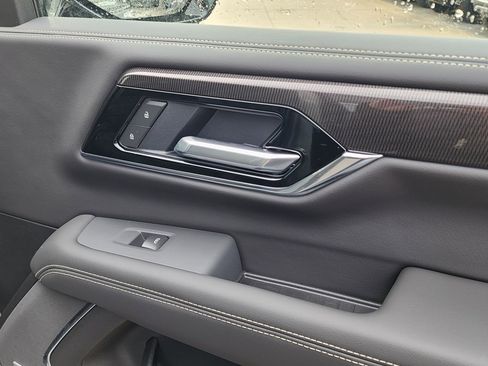 New 2026 GMC Yukon Elevation image 40