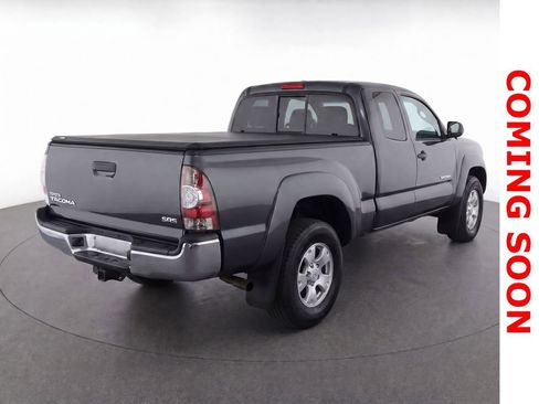 Used 2012 Toyota Tacoma 4x4 Access Cab w/ SR5 Pkg image 5
