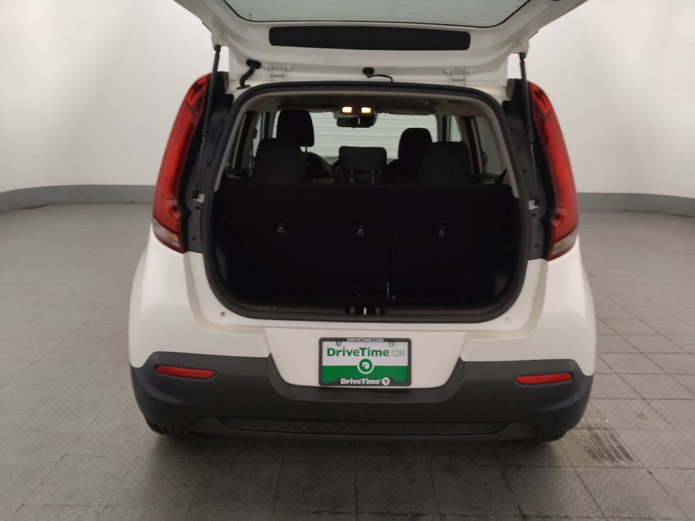 Used 2020 Kia Soul S FWD image 29