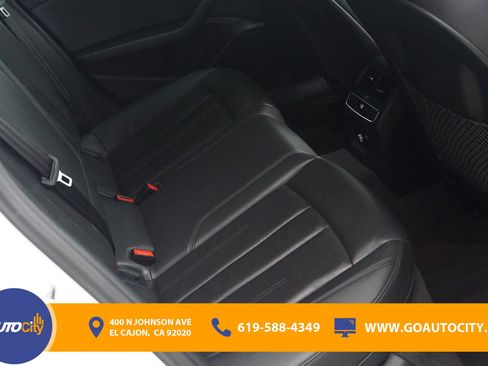 Used 2019 Audi A4 2.0T Premium image 13