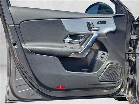 Used 2021 Mercedes-Benz A 220 image 10