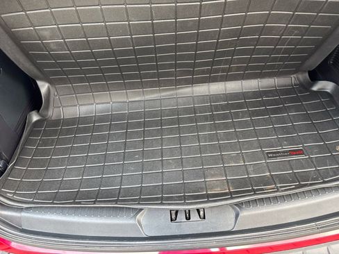 Used 2021 Ford Explorer XLT w/ Equipment Group 202A image 38