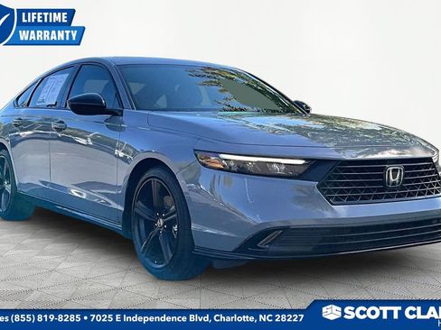Used 2025 Honda Accord Sport image 1