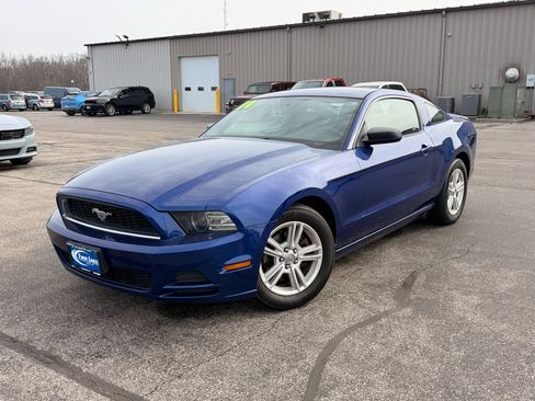 Used 2014 Ford Mustang Coupe image 1