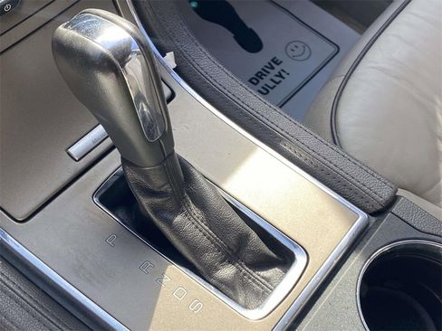 Used 2014 Lincoln MKX FWD w/ Equipment Group 102A image 27