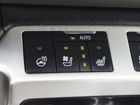 Used 2019 Toyota Land Cruiser AWD/4WD image 9
