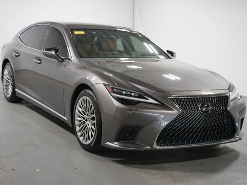 Used 2024 Lexus LS 500 w/ Interior Upgrade Package RWD image 3