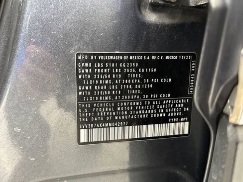 Used 2021 Volkswagen Tiguan SEL w/ 3-Row Tiguan MDO Package image 27