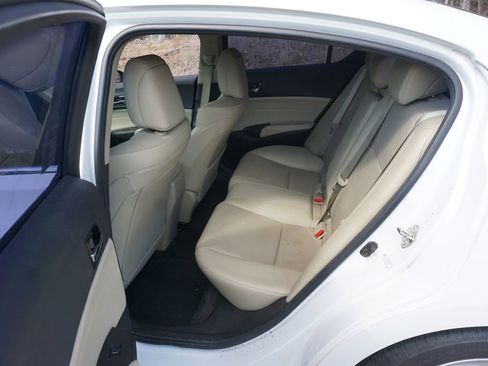 Used 2017 Acura ILX w/ Premium Package image 14