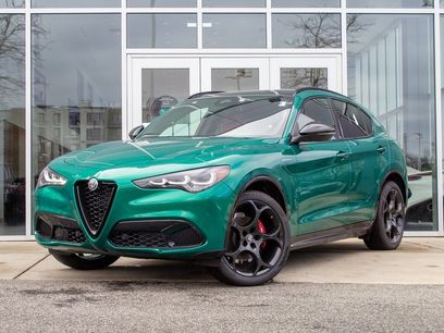 New 2025 Alfa Romeo Stelvio Sprint