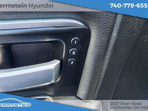 Used 2022 RAM 3500 Laramie AWD/4WD image 15