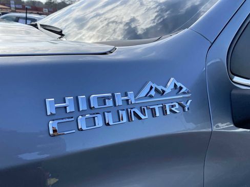 Used 2025 Chevrolet Silverado 1500 High Country w/ High Country Premium Package image 11