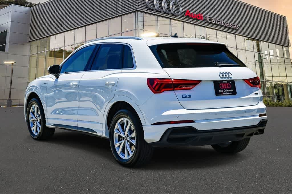 Used 2023 Audi Q3 2.0T Premium AWD/4WD image 2