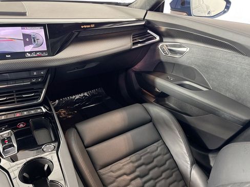 Used 2025 Audi S e-tron GT Prestige w/ Prestige Package image 21