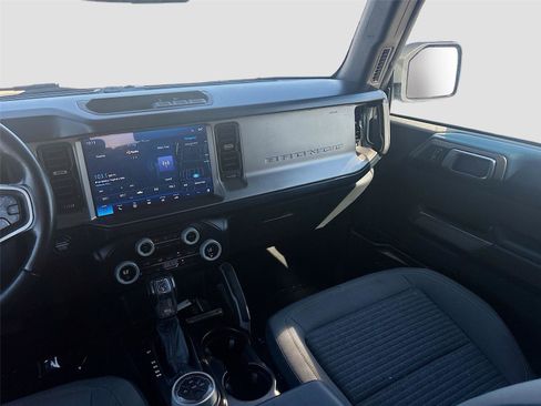 Used 2021 Ford Bronco Outer Banks image 25