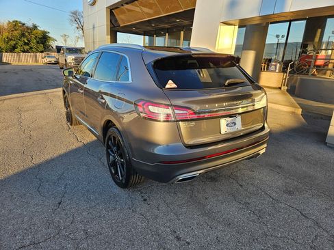 Used 2021 Lincoln Nautilus Reserve w/ Monochromatic Package image 4