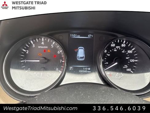 Used 2017 Nissan Rogue S image 15