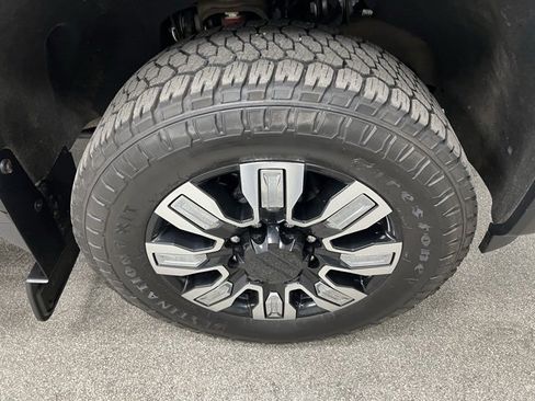 Used 2024 GMC Sierra 2500 Denali image 21