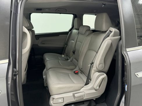 Used 2018 Honda Odyssey EX-L image 11