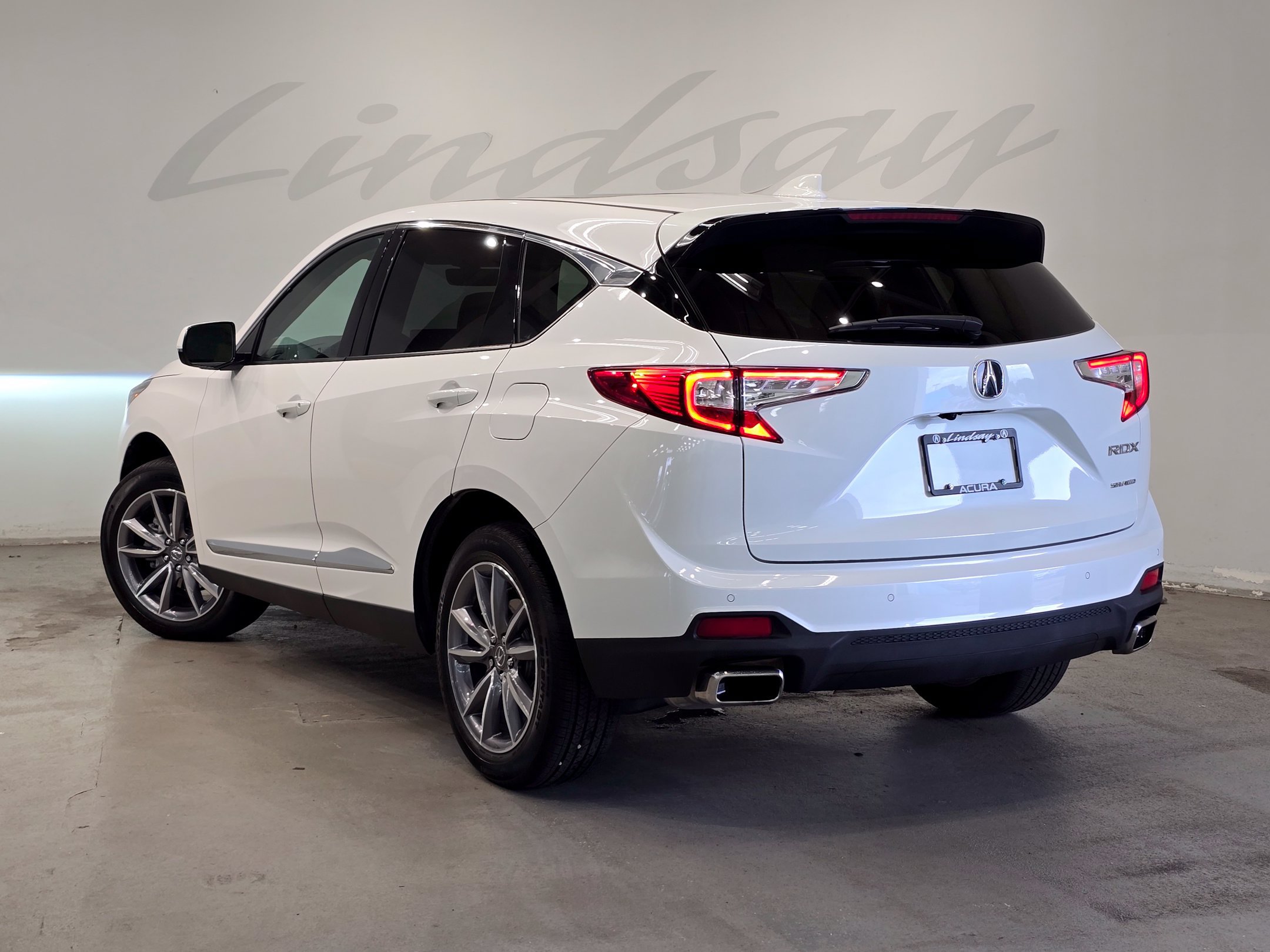 Certified 2024 Acura RDX w/ Technology Package AWD/4WD image 4
